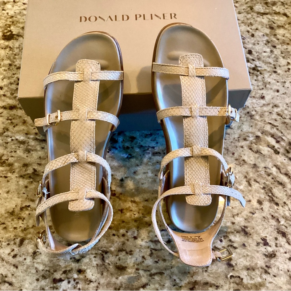 Donald Pliner Gladiator Sandals